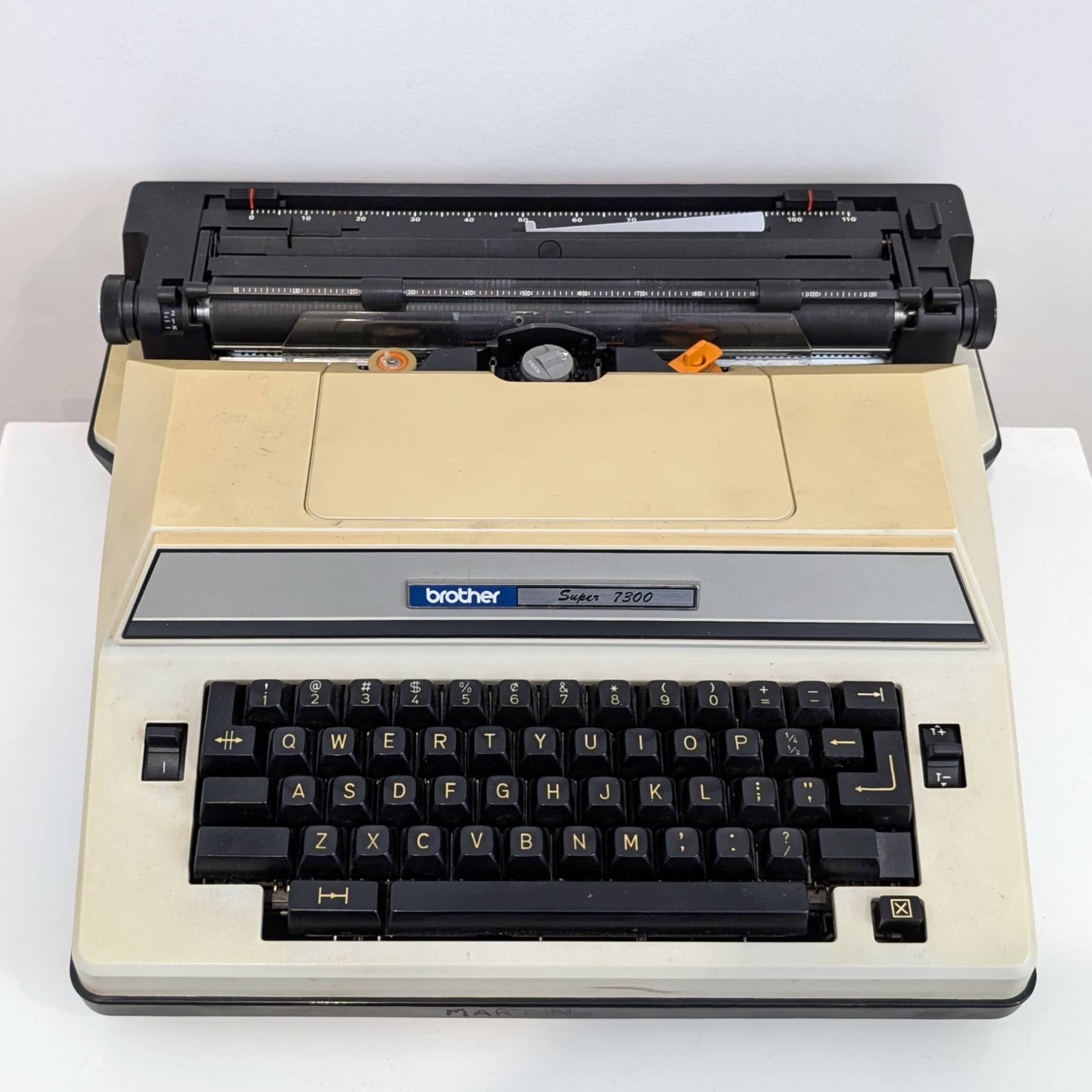 Brother Super 7300 Typewriter - Image 3